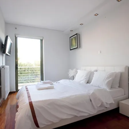 Voula, A Modern, Minimal And Stylish, *